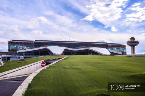 Զվարթնոց օդանավակայանում «կարմիր» ուղիով կանցնեն ամենառիսկային ուղևորները. ՊԵԿ-ը նոր գործիքակազմ է մշակել