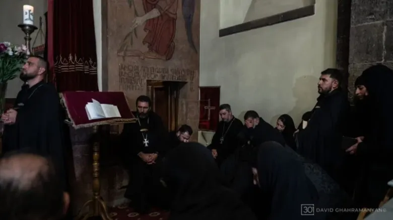 «Հաճախ աղոթեցեք՝ աղոթքի մեջ արթուն մնալով գոհությամբ» (Կողոս. 4.2)