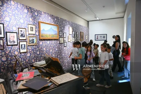 Утвержден список музеев, театров и концертных организаций, участвующих в школьной абонементной системе