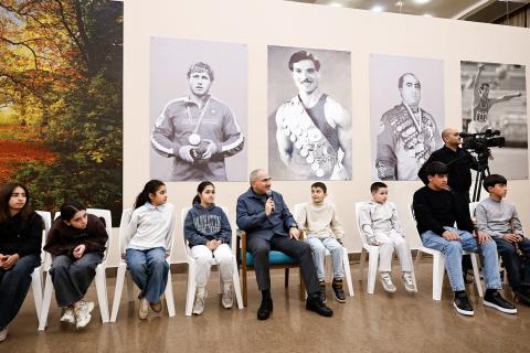 Նիկոլ Փաշինյանը հանդիպել է «ՀՀ վարչապետի գավաթ» դպրոցականների լողի մրցաշարի եզրափակիչ փուլի մասնակիցների հետ