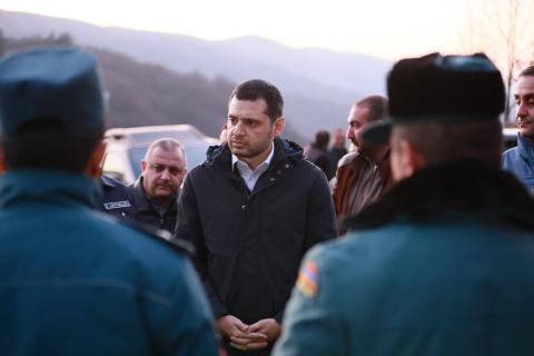 Министр окружающей среды ознакомился в Тавуше с последствиями пожаров