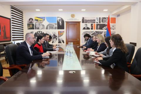 Министр образования, культуры и спорта РА и вновь назначенный посол Швейцарии в РА обсудили ряд вопросов, касающихся различных сфер