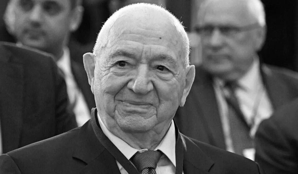 ՈՒԵՖԱ-ն ցավակցել է լեգենդար խորհրդային ֆուտբոլիստ և մարզիչ, օլիմպիական չեմպիոն Նիկիտա Սիմոնյանի մահվան կապակցությամբ։