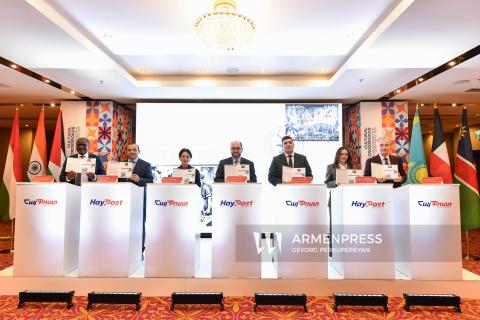 Выпущена и введена в обращение почтовая марка на тему «Традиции кузнечного дела в Гюмри»