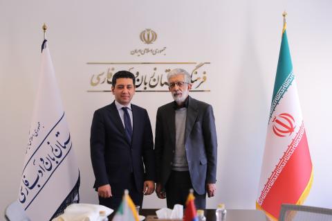 ՀՀ դեսպանն ու Իրանի լեզվի և գրականության ակադեմիայի նախագահն անդրադարձել են Հայաստանում պարսկերենի ուսուցմանը