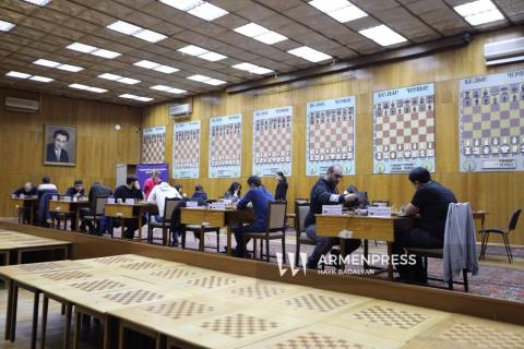 В чемпионатах Армении по шахматам среди женщин и мужчин состоялись игры предпоследнего тура