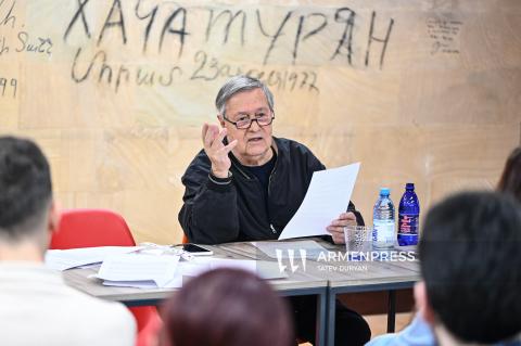 Մինչև 1988 թվականը նկարահանածս բոլոր ֆիլմերն իմ մասին են. կադրի պոետ Ռոման Բալայանը վարպետության դասերով Երևանում է