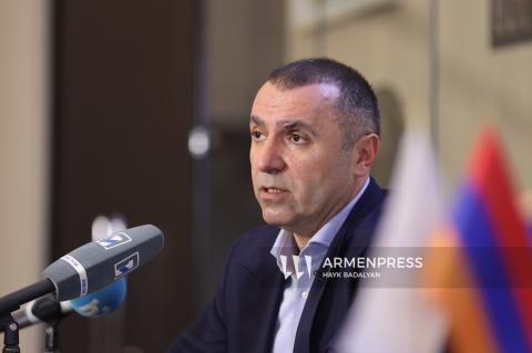 Если мы хотим устойчивого успеха в футзале, у нас должны быть спортивные школы