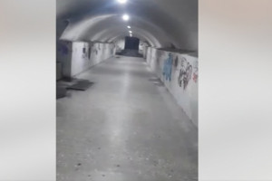 «Հայրենիք» կինոթատրոնի գետնանցումի տանիքը փլվում է (տեսանյութ)