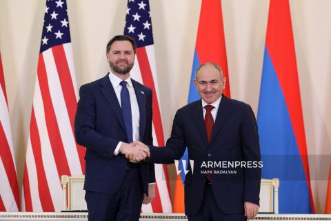 Армения ожидает бума американских инвестиций. Статья Bloomberg о визите Вэнса