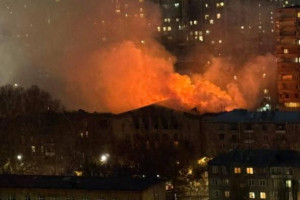 Իմ կյանքի 30 տարիները գողացած իշխանության օրոք այսօր այրվեց նաեւ մանկությունս...