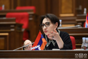 Եվ իշխող ողջ վարչախմբում չգտնվեց գեթ մեկը, որը...