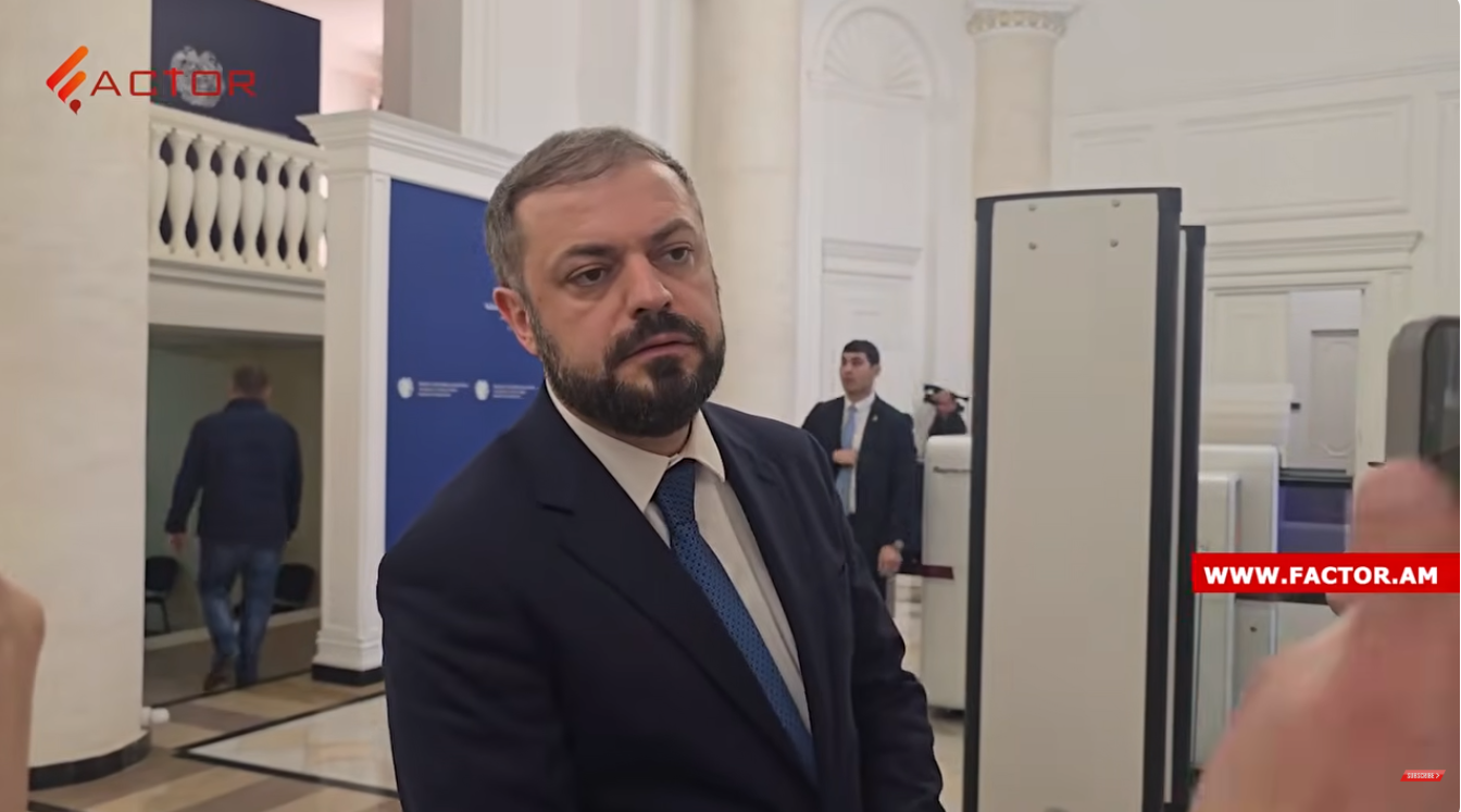 Պապոյանը` իրանական սահմանին կուտակված բեռների մասին․ ՏԵՍԱՆՅՈՒԹ