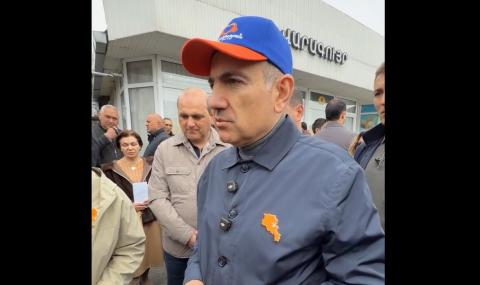 По моим впечатлениям, средняя налоговая нагрузка на малый и средний бизнес невысока: премьер-министр