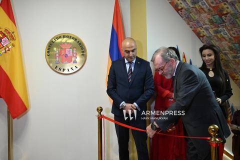 В Ереване торжественно открылось Почетное консульство Королевства Испания