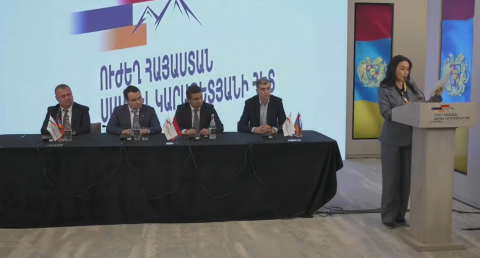 Блок «Сильная Армения» опубликовал свой избирательный список